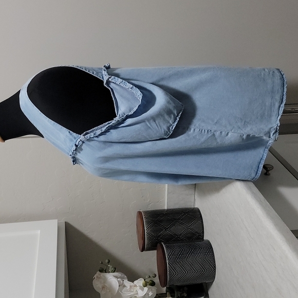 Warehouse One top - Picture 2 of 6